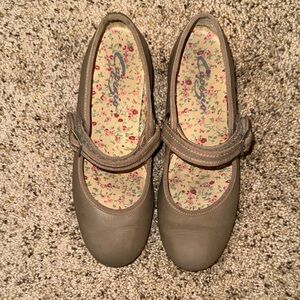 Capezio Girls' Tan Mary Jane Tap Shoes